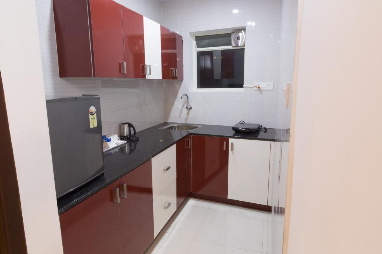 The Porch Inn Hotel/Service Apartments Бангалор Екстериор снимка
